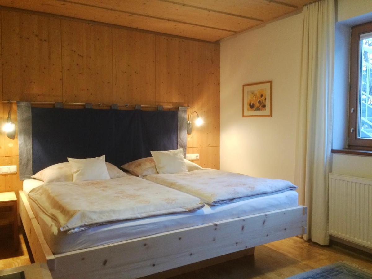 Apartment Schmiderer ลันเด็ค ภายนอก รูปภาพ